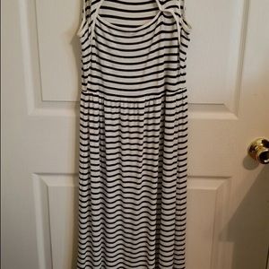 Vince Cumota Black an White stripped maxi dress.